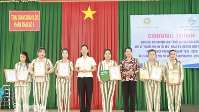 นักโทษหญิงเกือบ 1,000 คนเข้าร่วมฟังการบรรยายในหัวข้อ “ผู้หญิงที่ฉันรัก”