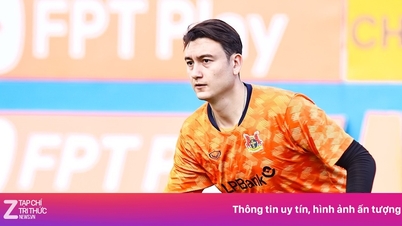Văn Lâm căng thẳng khi đối đầu Hà Nội