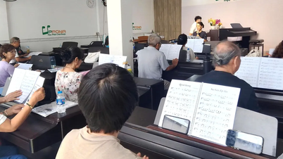 Đàn cho ước mơ thời trẻ