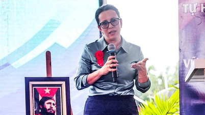Trường cao đẳng tặng học bổng tỉ đồng cho sinh viên Cuba