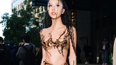 Quynh Anh Shyn schittert met een uniek modegevoel op de Victoria's Secret Fashion Show 2025