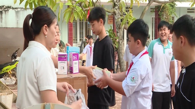 [Video] 3,600 sets of textbooks will be provided to students in Thai Nguyen