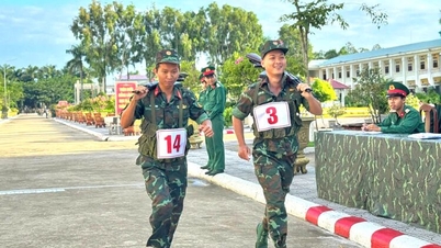 Regimento 893 realiza exame de serviço para oficiais e soldados profissionais