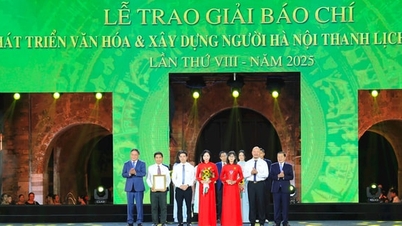 Báo Hànộimới giành giải A - Giải báo chí về Phát triển văn hóa và xây dựng người Hà Nội thanh lịch, văn minh lần thứ VIII