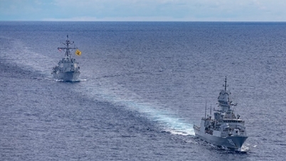 US, Australia mobilize warships, conduct bilateral naval training in the East Sea