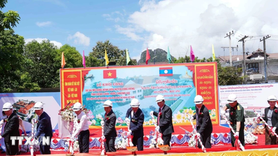 Groundbreaking ceremony of the project symbolizing Vietnam-Laos friendship and cooperation