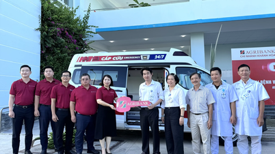 Sucursala Agribank Khanh Hoa donează o ambulanță