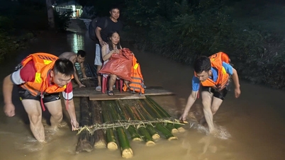 Timely and safely take pregnant women to the hospital during storms and floods - Cao Bang Electronic Newspaper