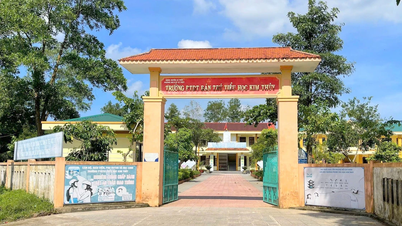 Parents urged to bring 75 students to class after food poisoning incident in Quang Tri