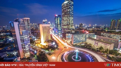 Indonesia launches new economic stimulus package