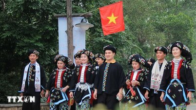 សិប្បករជាង 200 នាក់បានប្រមូលផ្តុំគ្នានៅសប្តាហ៍មហាសាមគ្គីភាព និងបេតិកភណ្ឌវប្បធម៌វៀតណាមឆ្នាំ 2025