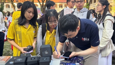 Education in the Age of AI: From Transforming Perception to Transforming Action