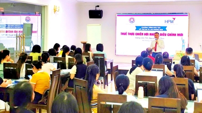 Support small and medium enterprises to develop human resources