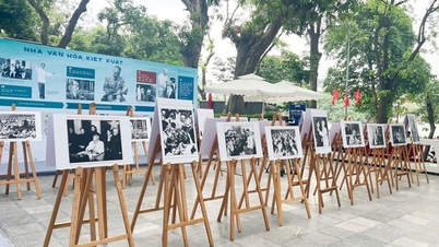 Organisation der Fotoausstellung „Ho-Chi-Minh-Stadt wächst mit dem Land aus filmischer Perspektive“