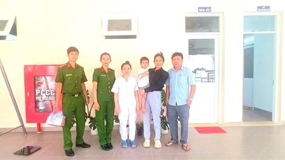 Bé trai 4 tuổi bị bỏ rơi cùng trích lục khai sinh do Đại sứ quán Việt Nam tại Nhật Bản cấp