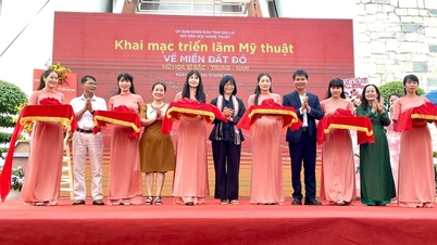 30 Künstlerinnen treffen sich bei der Gemäldeausstellung „Rückkehr ins Rote Land“ in Gia Lai