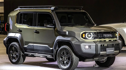 Close-up dari Toyota Land Cruiser FJ 2026 yang baru diluncurkan dengan harga terjangkau