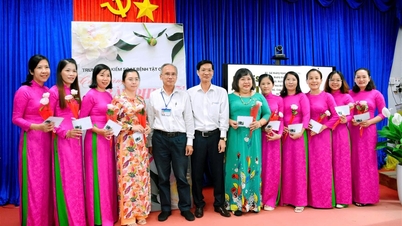 Pertemuan untuk meraikan Hari Wanita Vietnam 20 Oktober