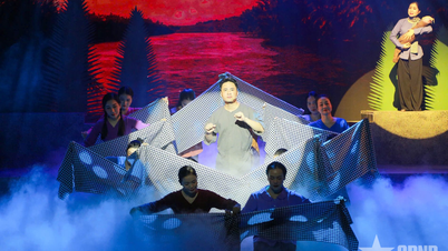El Teatro Cheo del Ejército ensaya la obra "Los Encendedores"