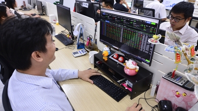 Stocks recover strongly after historic drop, how is the blockbuster TCX on its debut day?