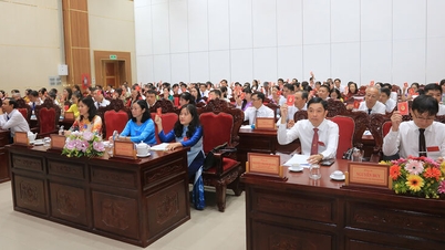 Long Xuyen, Parti hücresi faaliyetlerinin kalitesini artırıyor