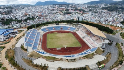 Stadion Da Lat v hodnotě více než 270 miliard VND se po krátké době používání odlupuje