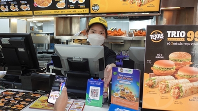 Khi người Việt ‘chạm’ vào nền kinh tế không tiền mặt