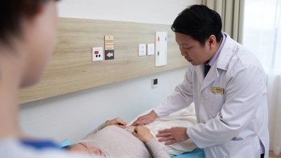 Les médecins vietnamiens rapprochent la médecine de référence internationale de la population locale