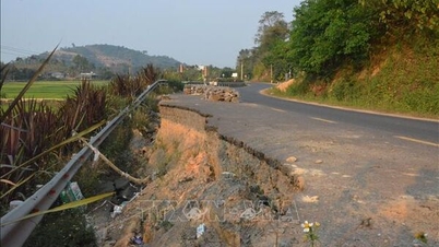 Manuseio de emergência de deslizamento de encosta durante a construção da Rodovia Expressa Norte-Sul