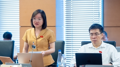 Delegada da Assembleia Nacional Thai Thi An Chung (Nghe An): Garantir o direito ao estudo, reforçar a autonomia real da universidade