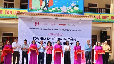 Peresmian gedung asrama 2 lantai Sekolah Dasar My Ly 1 untuk Etnis Minoritas - sebuah proyek untuk merayakan ulang tahun ke-10 berdirinya Dana untuk Status Vietnam