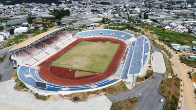 Das Hunderte Milliarden Dong teure Da-Lat-Stadion ist stark verfallen und sehr schäbig: Was für eine Verschwendung!