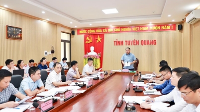 Le président du Comité populaire provincial a reçu des citoyens concernés par le projet de réinstallation et de migration de la centrale hydroélectrique de Tuyen Quang