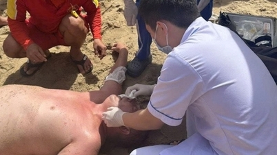 Своєчасне порятунок російського туриста, який потонув під час купання на пляжі Нячанга