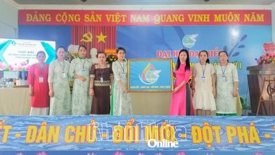 The 1st Congress of Women's Delegates of Ninh Hai Commune