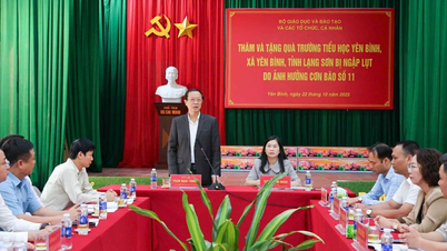 Ministry of Education and Training and other units support Lang Son education sector with 4.35 billion VND