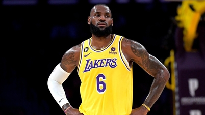 កន្លែងដែលត្រូវមើលរដូវកាល NBA បីបន្ទាប់?