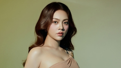¿Quién es la cantante femenina que el Artista del Pueblo Quang Vinh comentó que tiene una voz "no grasosa"?