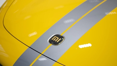 Xiaomi SU7 Ultra: Una mirada retrospectiva al controvertido capó de fibra de carbono