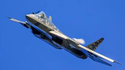Rusland onthult voor het eerst een geheim wapencompartiment in een Su-57 stealth-jager