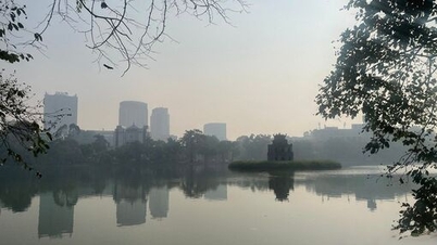 10月24日の天気:北部では朝晩寒く、南部ではにわか雨