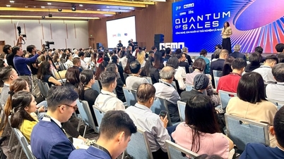 Inauguración del mayor evento de la industria de ventas y marketing.