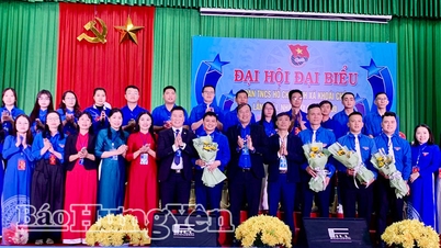 Khoai Chau komünü Ho Chi Minh Komünist Gençlik Birliği'nin 1. Kongresi