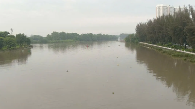 A las 7 am de mañana, 25 de octubre, el lago Dau Tieng ajustará la descarga de agua a través del aliviadero.