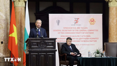 Sekretaris Jenderal To Lam menyampaikan pidato kebijakan di Universitas Sofia