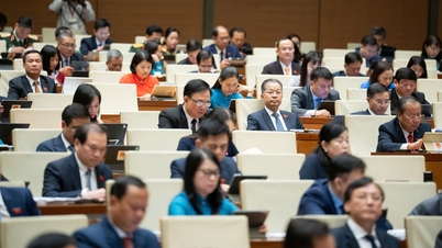 国会事務総長及び国会2委員会の委員長の解任