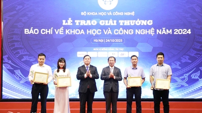 កាសែត Dong Nai និង​អ្នក​យក​ព័ត៌មាន​វិទ្យុ​និង​ទូរទស្សន៍​ទទួល​បាន​រង្វាន់​លើក​ទី​ពីរ​ក្នុង​ពាន​រង្វាន់​សារព័ត៌មាន​វិទ្យាសាស្ត្រ​និង​បច្ចេកវិទ្យា​ឆ្នាំ 2024