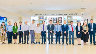 Cidade de Ho Chi Minh coopera estrategicamente com a Intel no campo de alta tecnologia