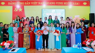 ស្ត្រីឃុំ Dliê Ya លើកកំពស់ទំនៀមទំលាប់បដិវត្តន៍ កសាងអង្គការសម្ព័ន្ធនារីរឹងមាំ