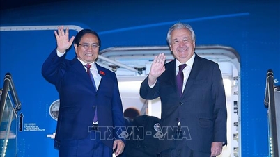 Le Premier ministre et le Secrétaire général de l'ONU se rendent ensemble au 47e sommet de l'ASEAN
